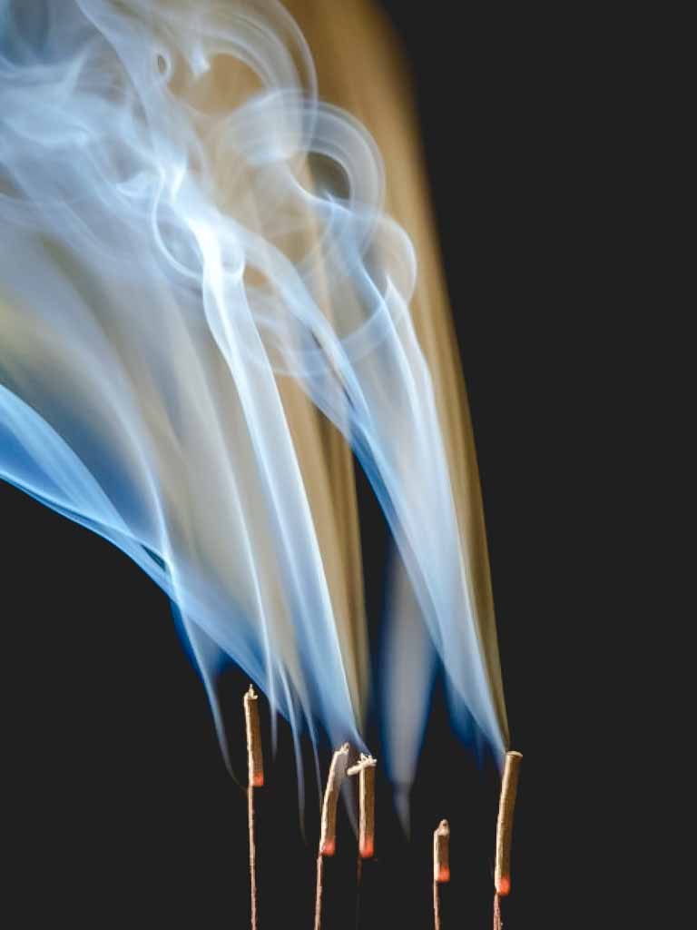 Sahumerios un viaje aromatico que trasciende el tiempo Namaste
